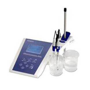 3540 Bench Combined Conductivity/pH Meter